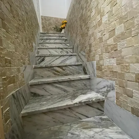 Apartment Lascaladelbaciochianalea